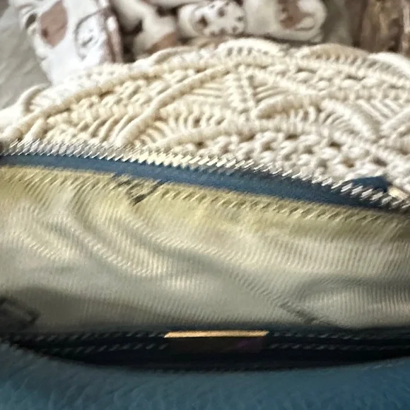 Elegant Teal Satchel Bag - Picture 12 of 13